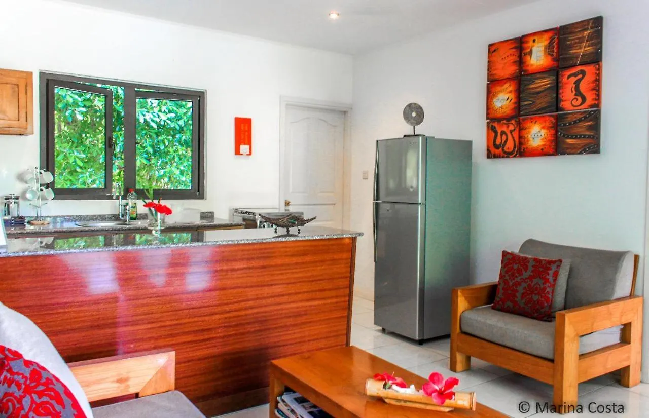 Surf Tropical Villa Takamaka Île au Cerf Seychellen